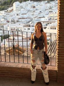 602509552: Chica busca chico en Málaga