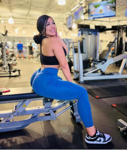 642630465: Chica busca chico en Murcia