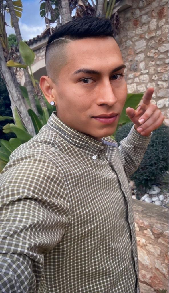 Chico busca chica en Mallorca: 