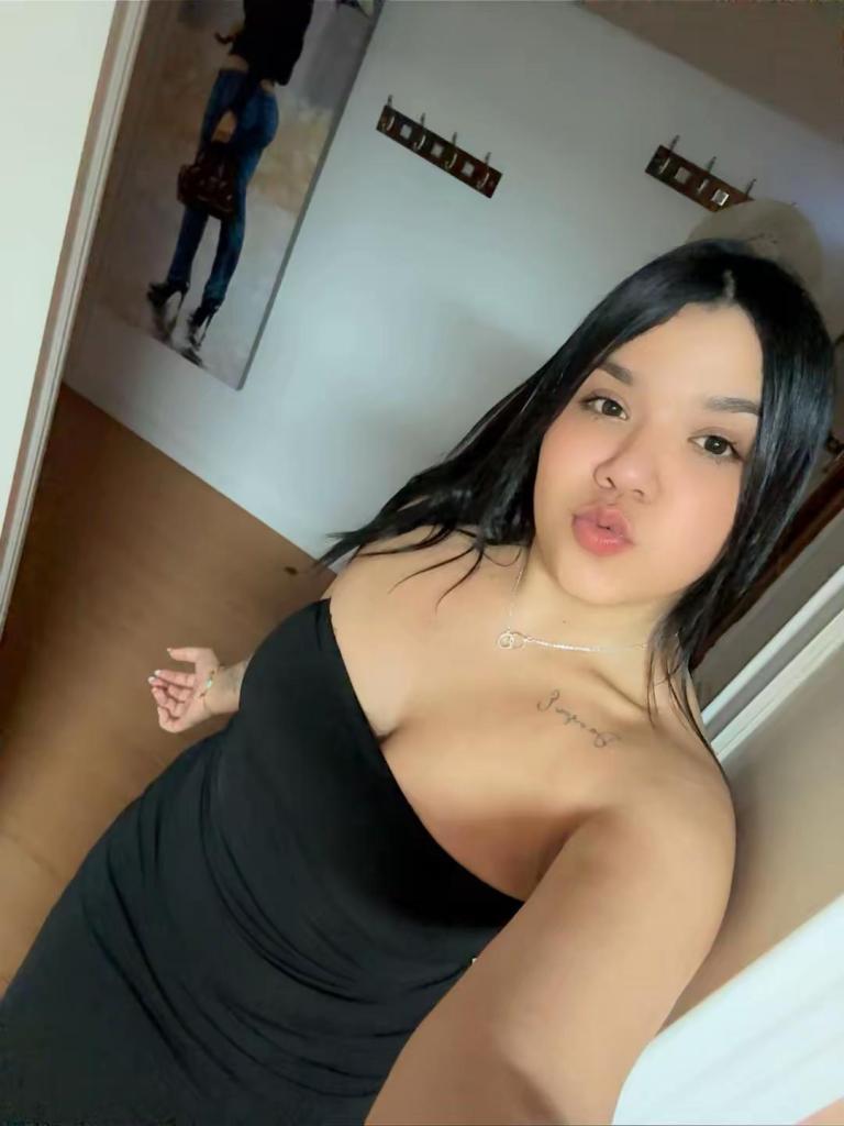 Chica busca chico en Sevilla: 