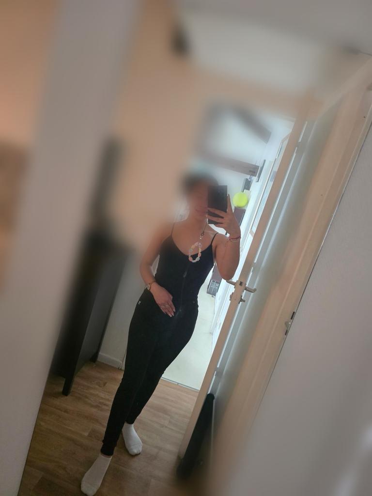 633206291: Chica busca chico en Lugo