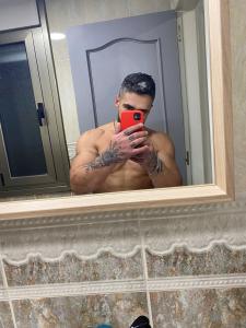 Chico busca chica en La Coruña: 