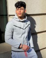 627493145: Chico busca chica en Madrid