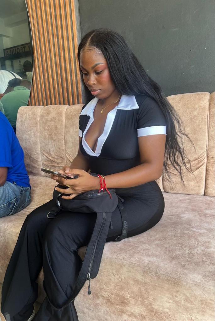 631524257: Chica busca chico en Valencia