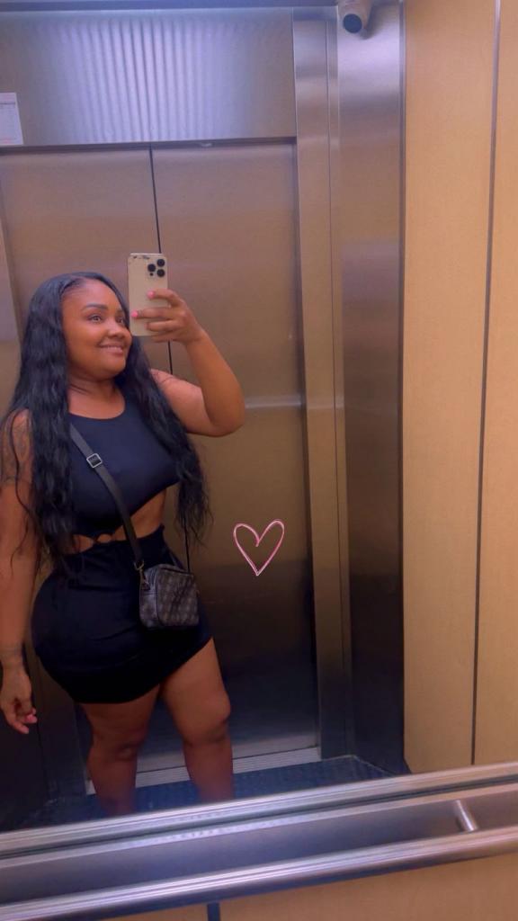 Chica busca chico en Almería: 
