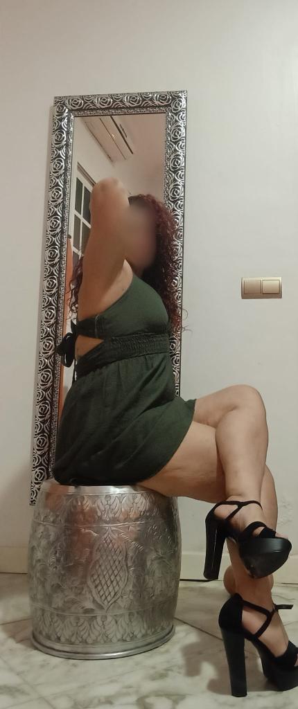 Chica busca chico en Sevilla: 