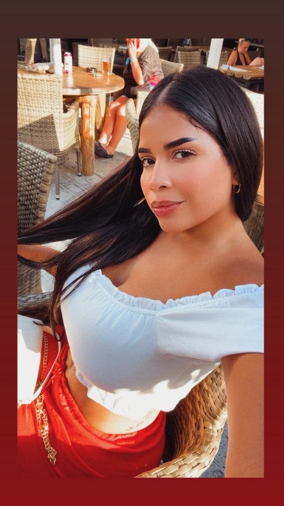 Chica busca chico en Tenerife: 