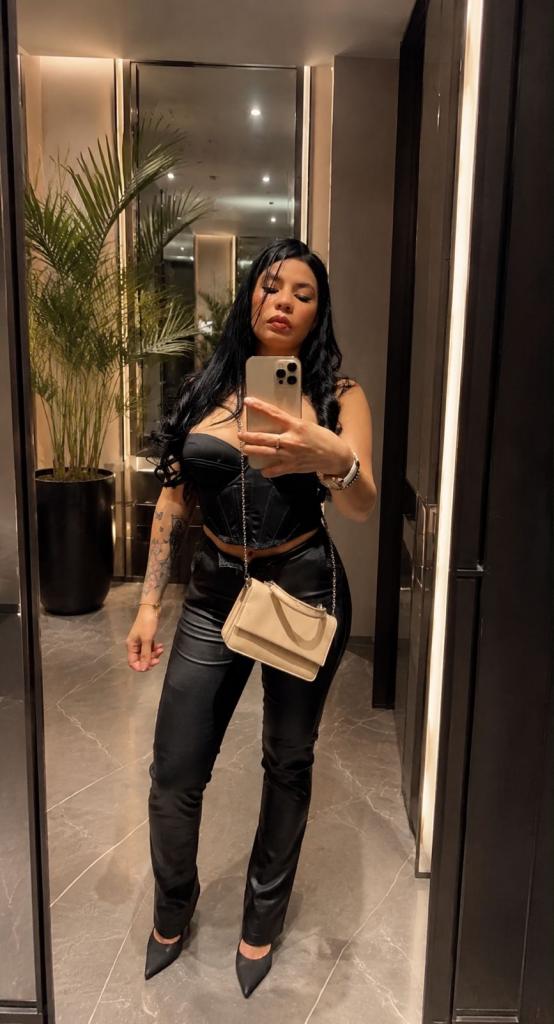 Chica busca chico en Gerona: Chica busca chico
