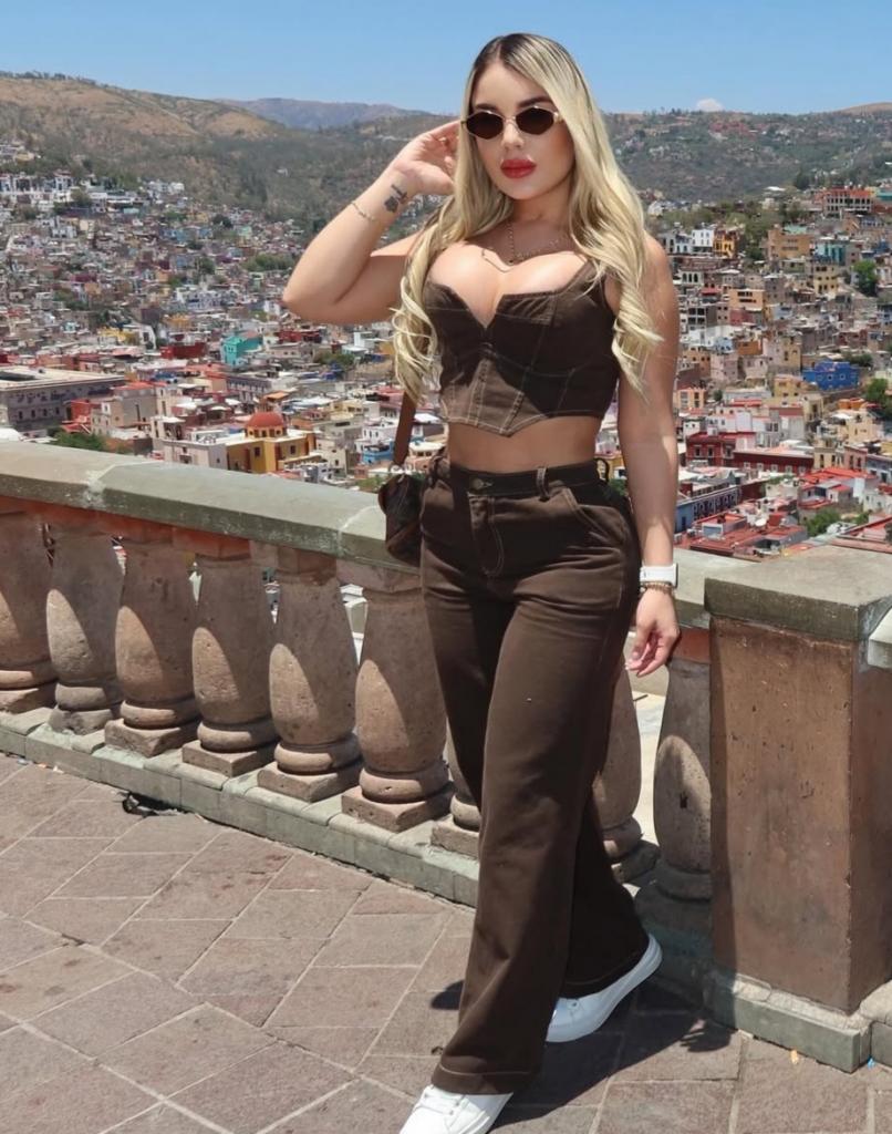 637716472: Chica busca chico en La Coruña