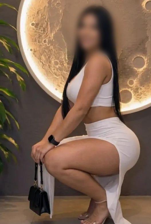 612471123: Chica busca chico en La Coruña