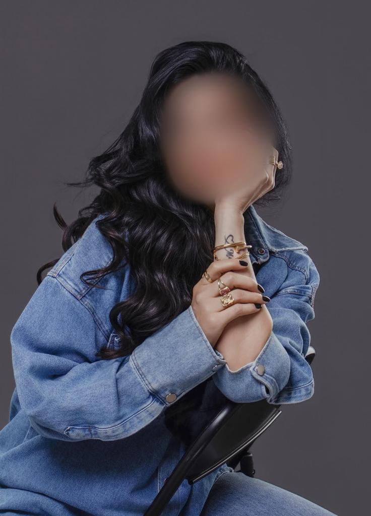 Chica busca chico en Zaragoza: Chica busca chico
