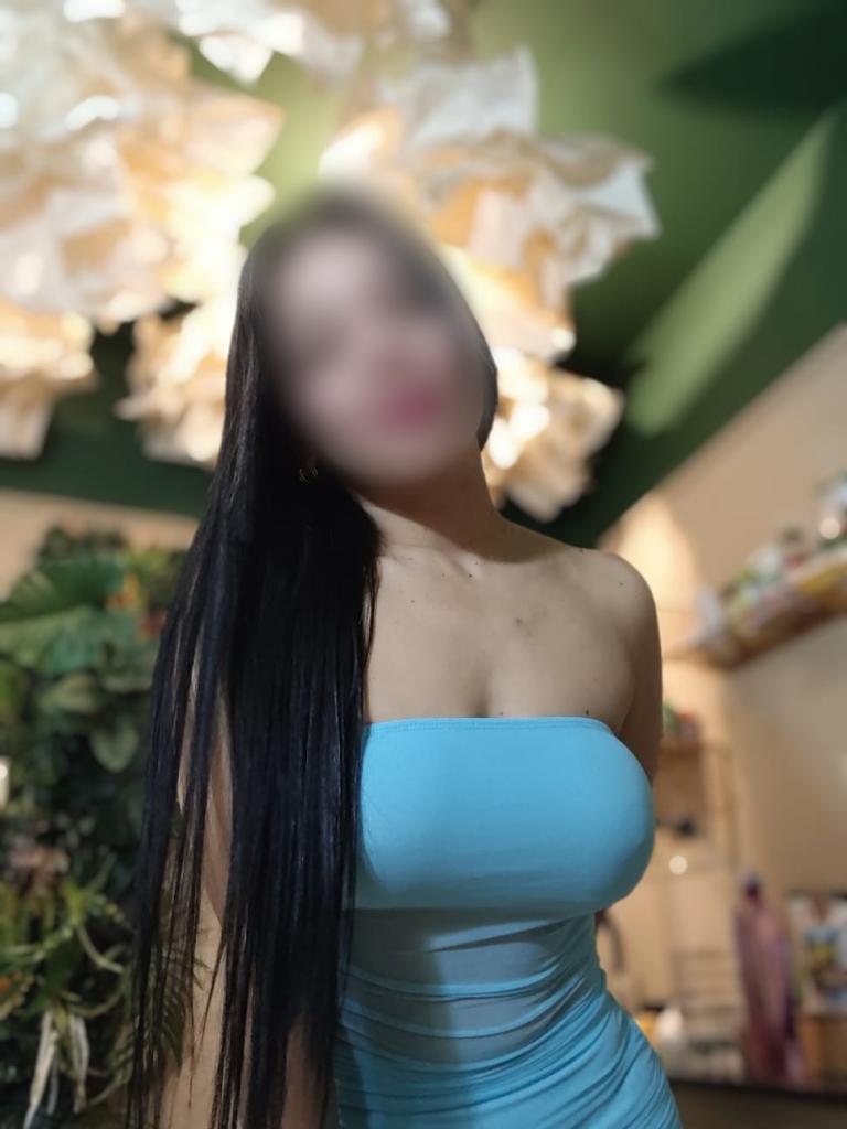 743085681: Chica busca chico en Zaragoza