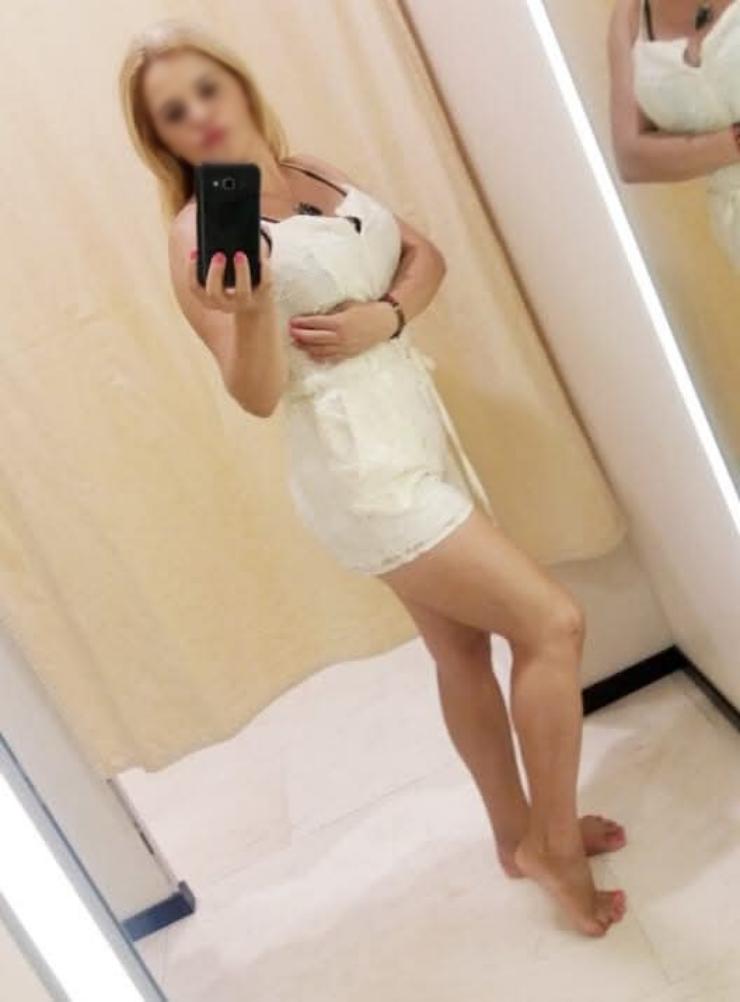 692565260: Chica busca chico en Murcia