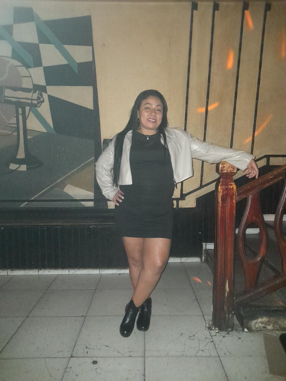 745055570: Chica busca chico en Burgos