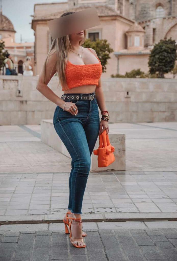 Chica busca chico en Málaga: Chica busca chico