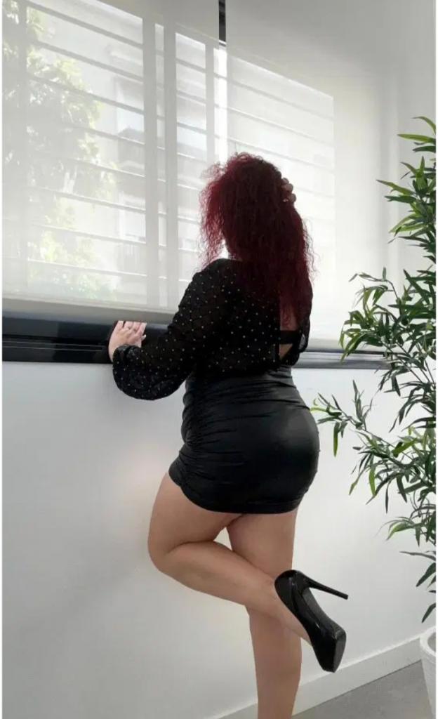 Chica busca chico en Sevilla: 