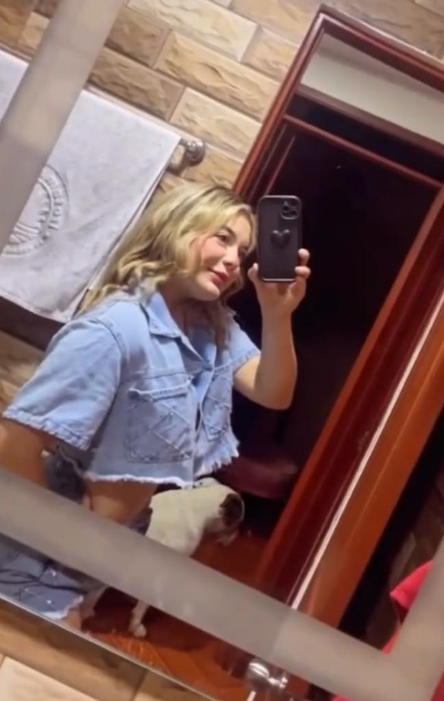 Chica busca chico en Ibiza: 