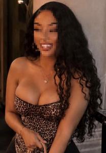 624560846: Chica busca chico en Sevilla