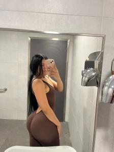 623407191: Chica busca chico en Granada