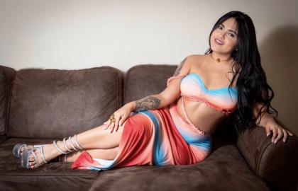 672523402: Chica busca chico en Madrid