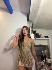 687115535: Chica busca chico en Málaga