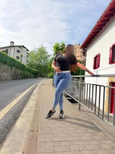 742047909: Chica busca chico en Tarragona