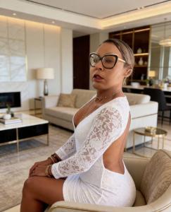613713807: Travesti en Barcelona