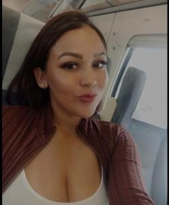 635245191: Chica busca chico en Sevilla