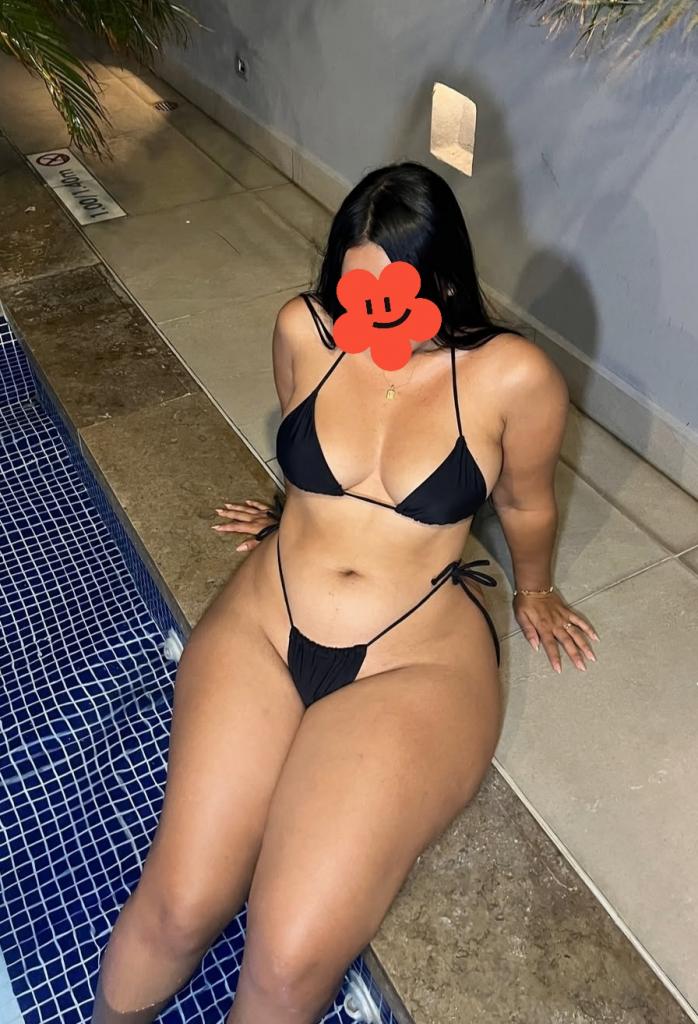 745077621: Chica busca chico en Albacete