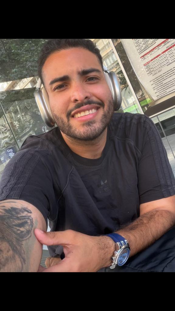 613457559: Chico busca chica en Murcia