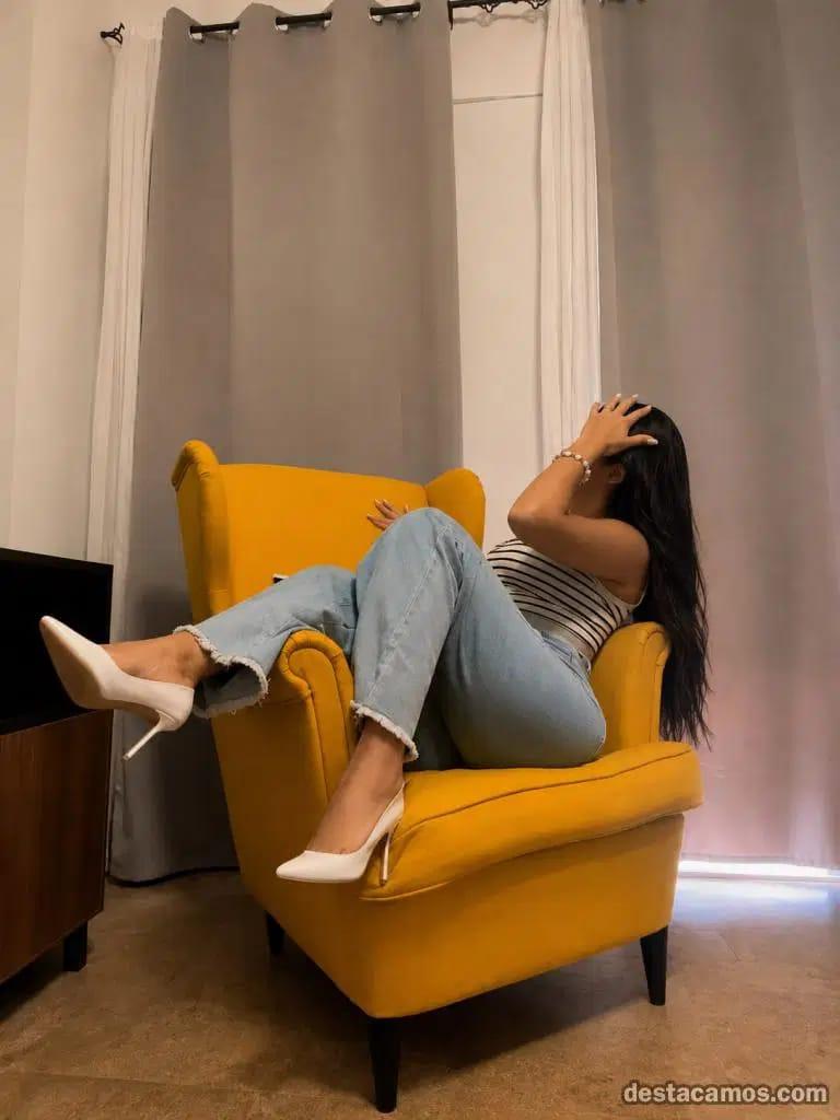 Chica busca chico en Granada: 