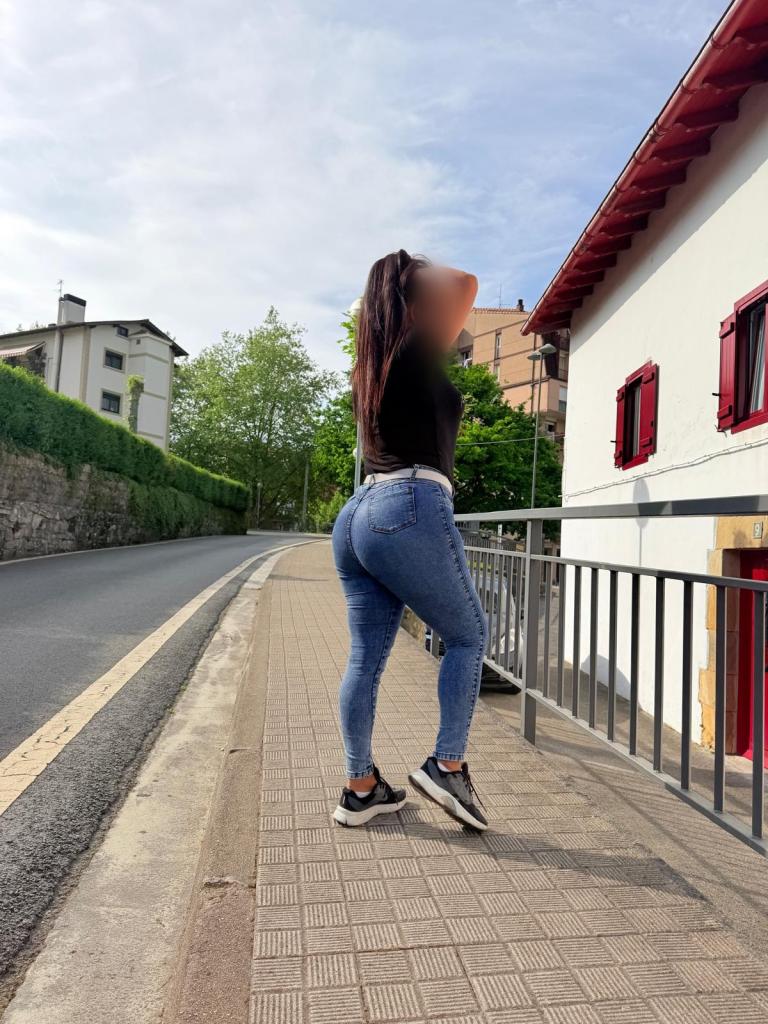 742047909: Chica busca chico en Tarragona