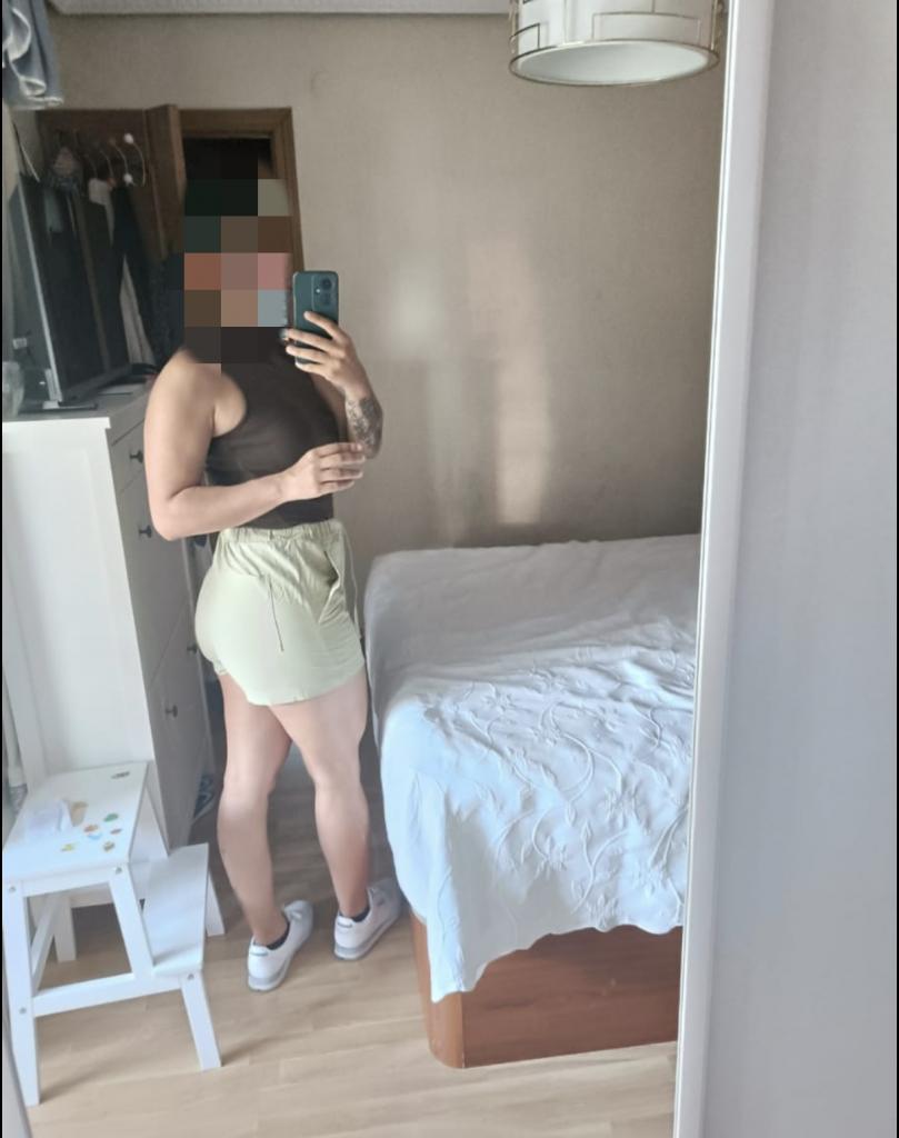 614137852: Chica busca chico en Málaga