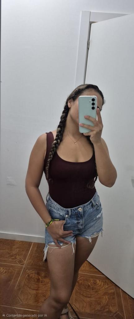 Chica busca chico en Menorca: 