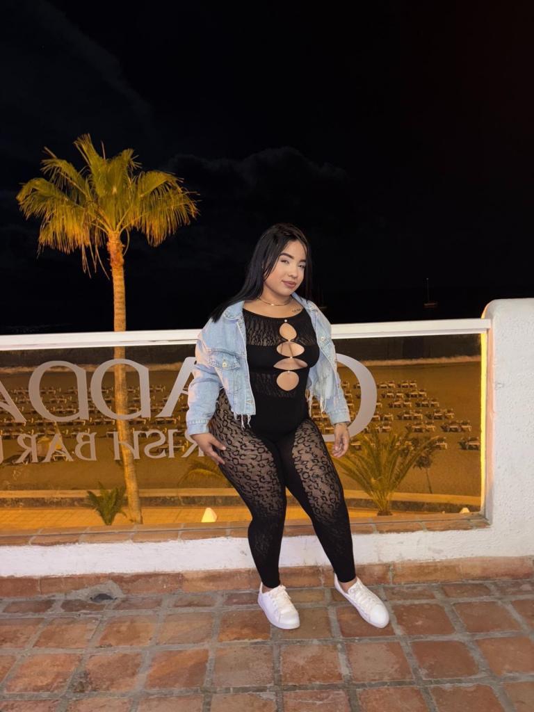 642055607: Chica busca chico en Barcelona