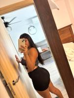 613920755: Chica busca chico en Málaga