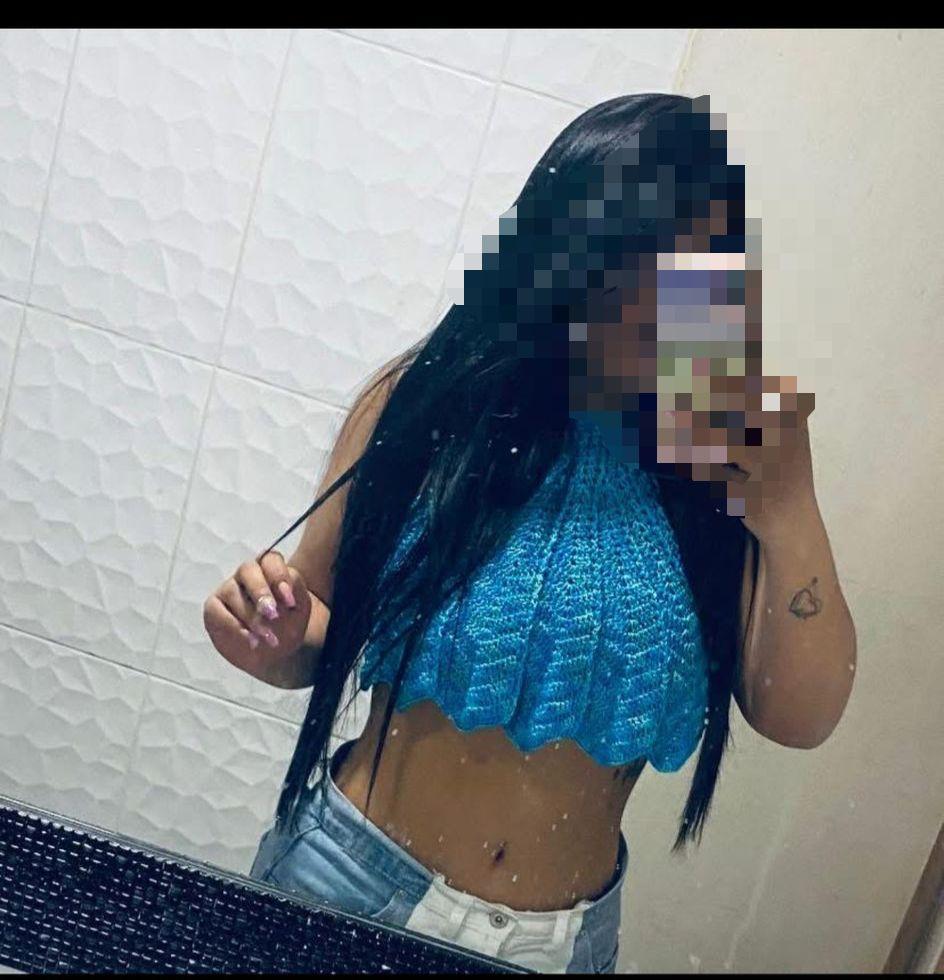 Chica busca chico en Granada: 