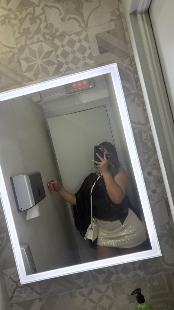Chica busca chico en Mallorca: 
