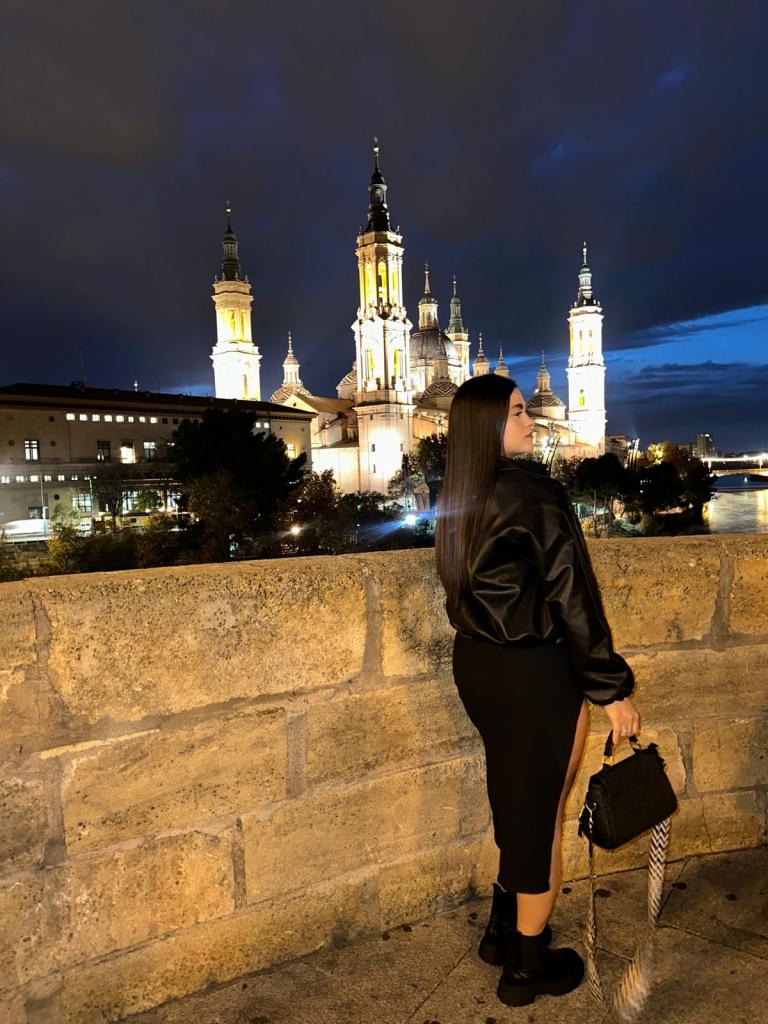 Chica busca chico en Barcelona: 