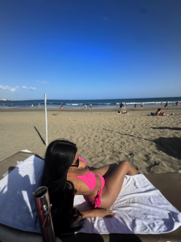 Chica busca chico en Las Palmas: Chica busca chico