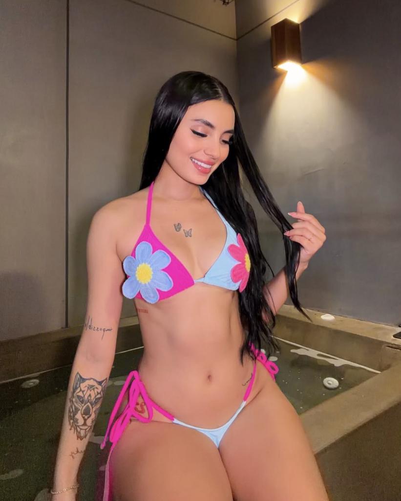 Chica busca chico en Cádiz: 