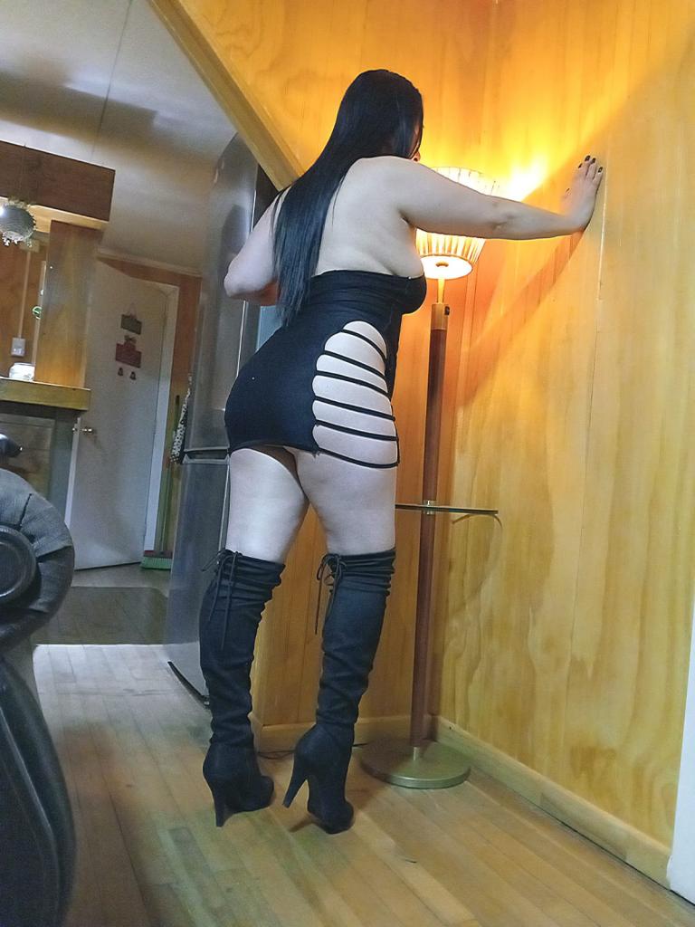 Chica busca chico en Zaragoza: Chica busca chico