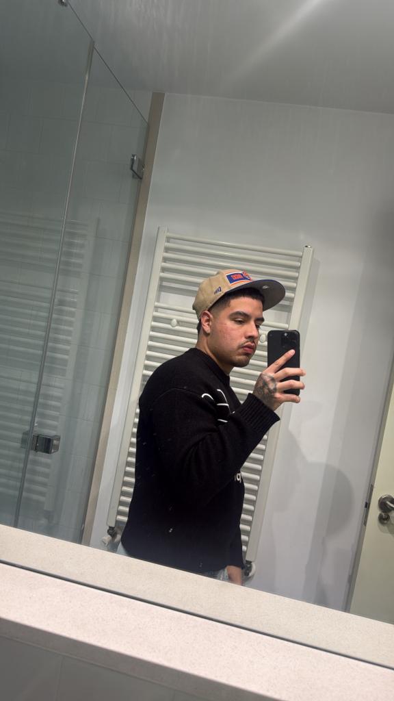 Chico busca chica en Barcelona: 