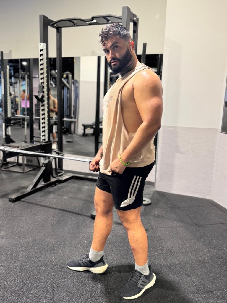 Chico busca chica en Las Palmas: 