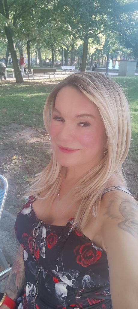 698205802: Transexual en La Rioja