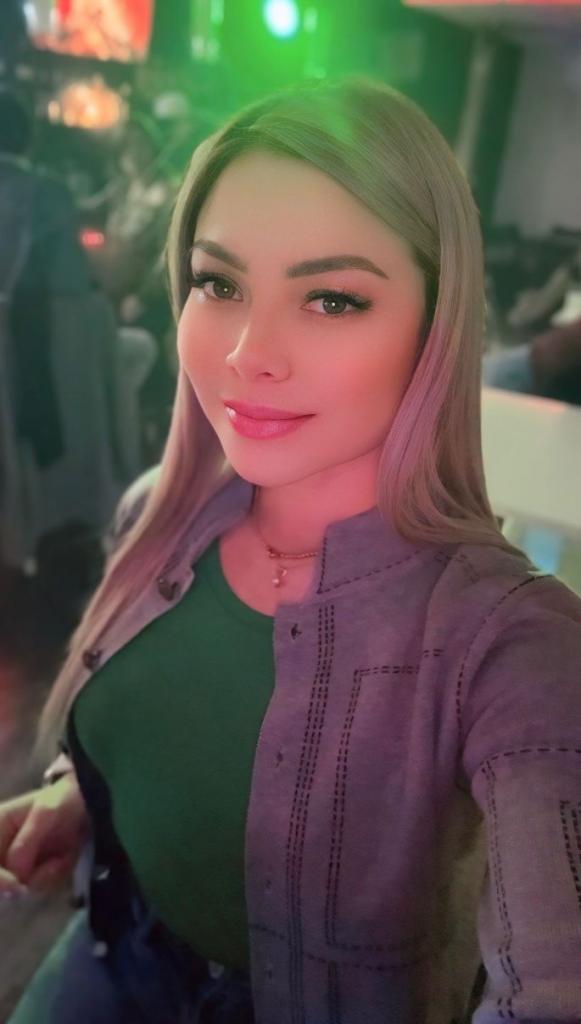 600897101: Chica busca chico en Castellón