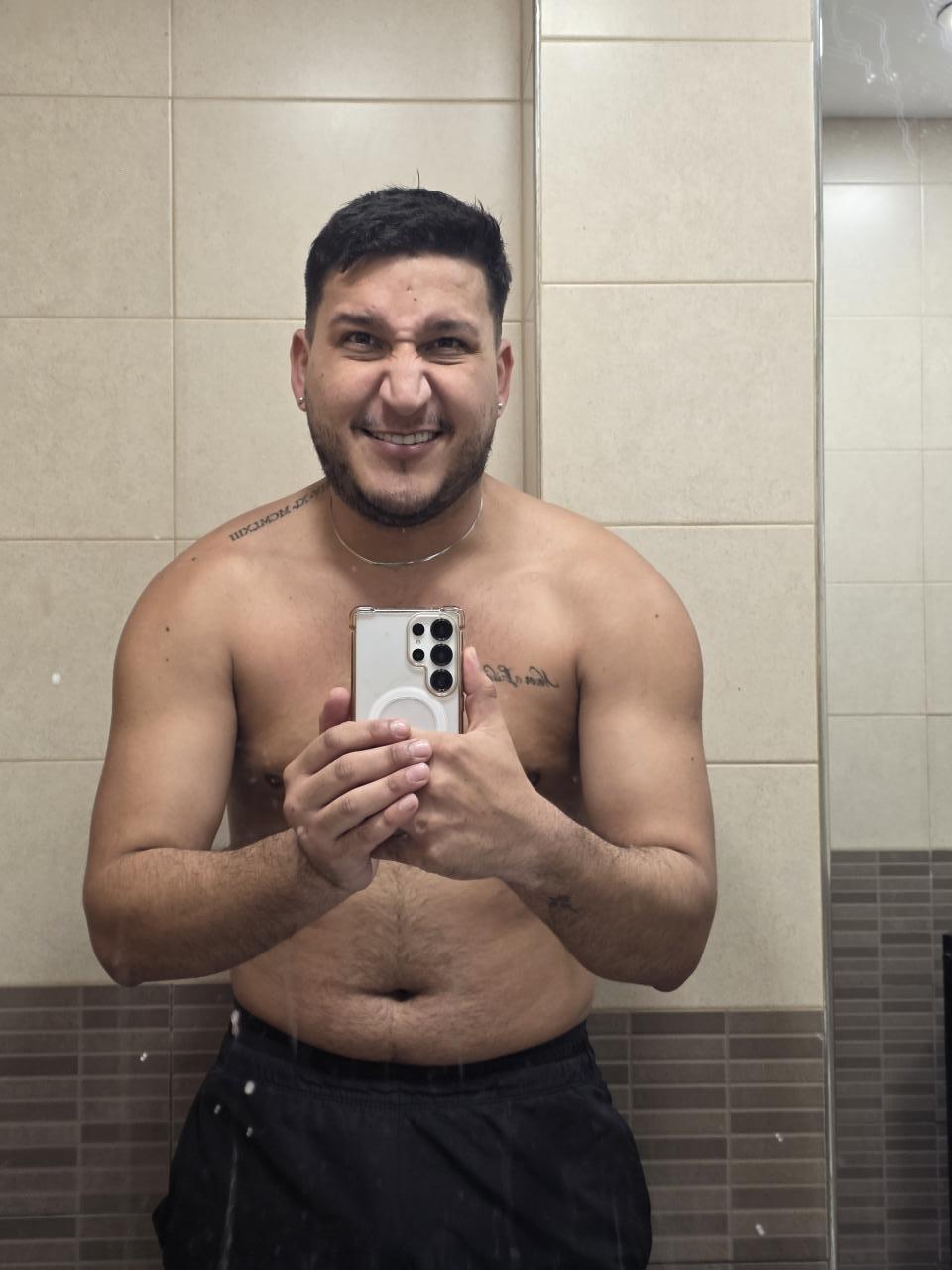 667839646: Chico busca chica en Valencia