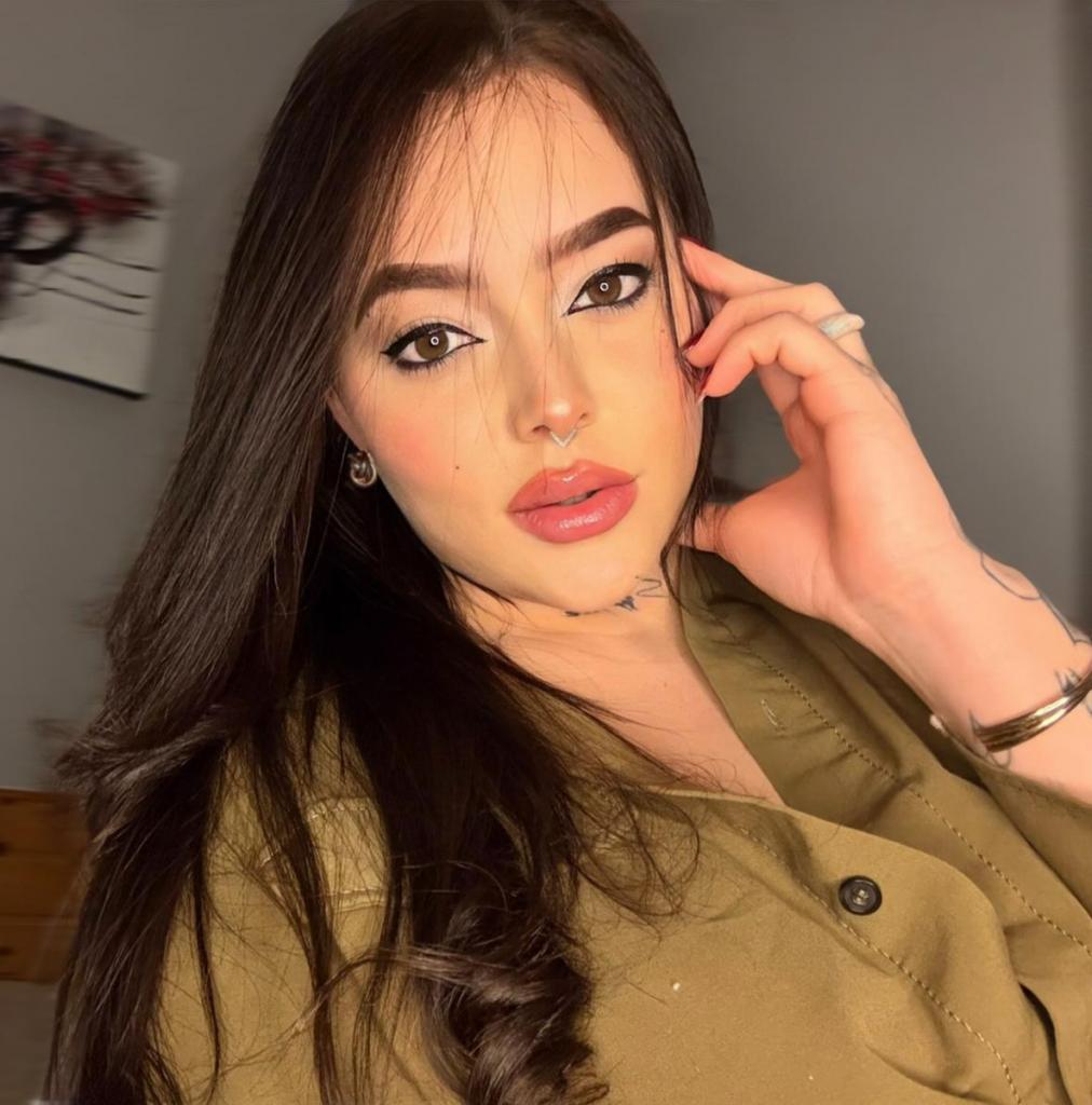 Chica busca chico en La Coruña: 