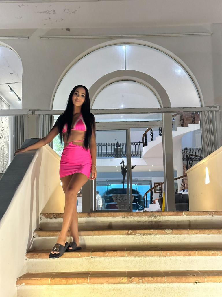 Chica busca chico en Zaragoza: Chica busca chico