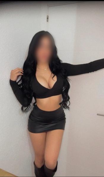 643507707: Chica busca chico en Murcia